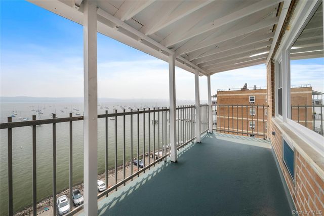 101 Gedney Street 6U, Nyack, NY 10960