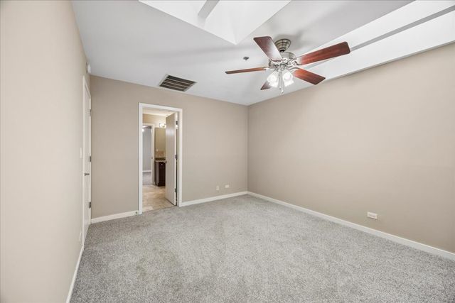 331 S Ridgeland Avenue C, Oak Park, IL 60304