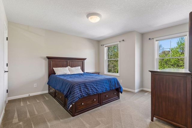 1750 Lucy Ridge Court, Chanhassen, MN 55317