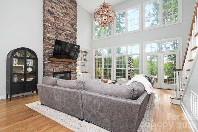 16032 Covington Point Lane, Huntersville, NC 28078