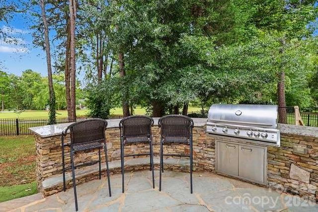 16032 Covington Point Lane, Huntersville, NC 28078