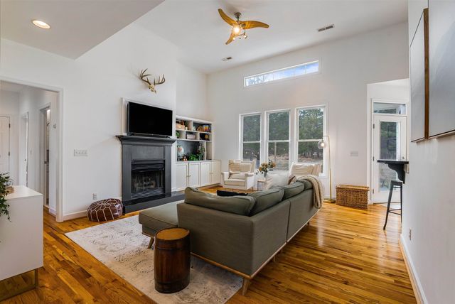 446 ROCKFISH SCHOOL LN, Afton, VA 22920
