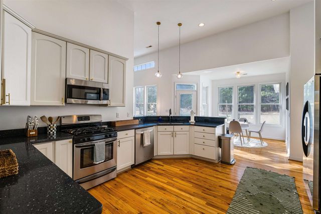 446 ROCKFISH SCHOOL LN, Afton, VA 22920