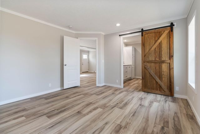 726 Clear Fork Road, Russell Springs, KY 42642