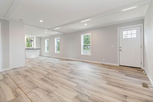 726 Clear Fork Road, Russell Springs, KY 42642