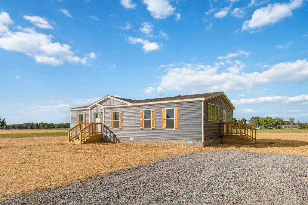 726 Clear Fork Road, Russell Springs, KY 42642