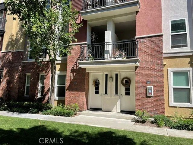 732 W 1st Street, Claremont, CA 91711