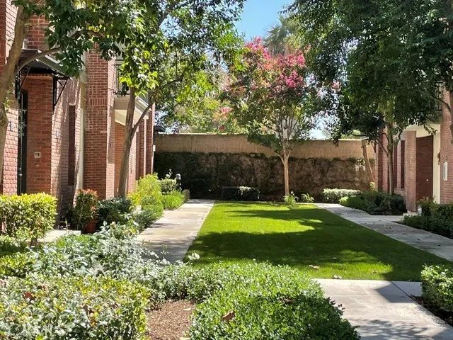 732 W 1st Street, Claremont, CA 91711
