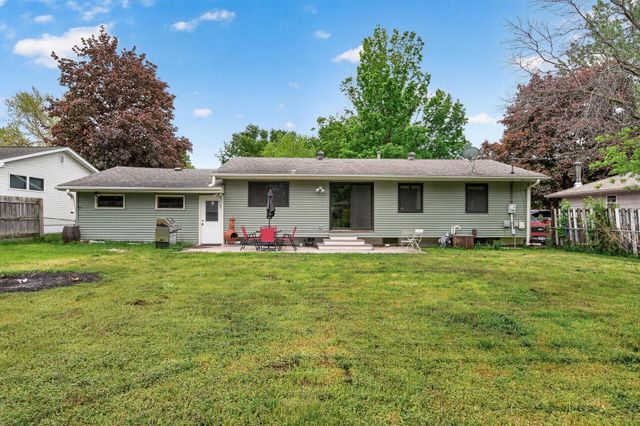2041 Emerald Lane, Eagan, MN 55122
