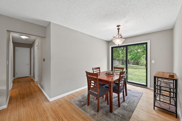 2041 Emerald Lane, Eagan, MN 55122