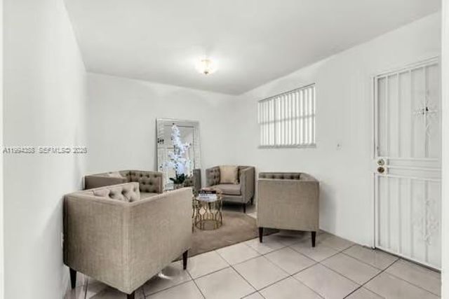 15430 SW 82nd Ln 625, Miami, FL 33193