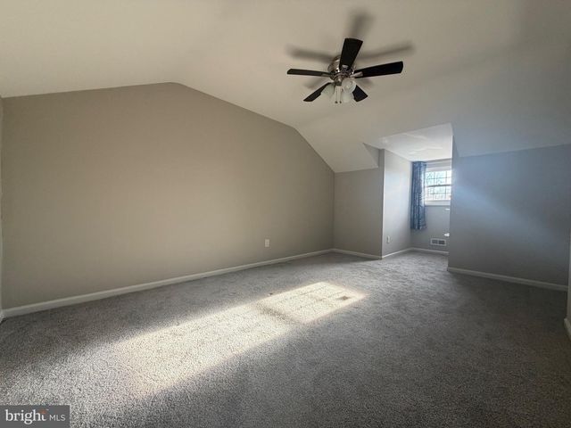 9 IRONGATE DR, Voorhees, NJ 08043