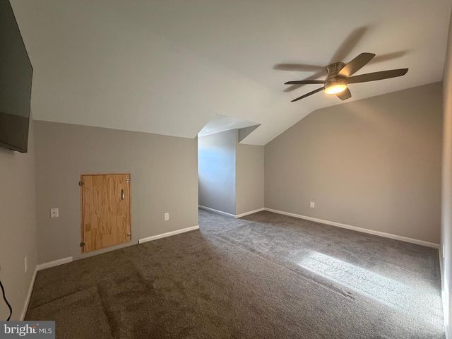 9 IRONGATE DR, Voorhees, NJ 08043