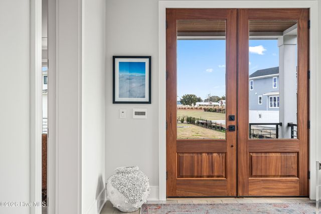 22 Watchpost Place, Hampstead, NC 28443