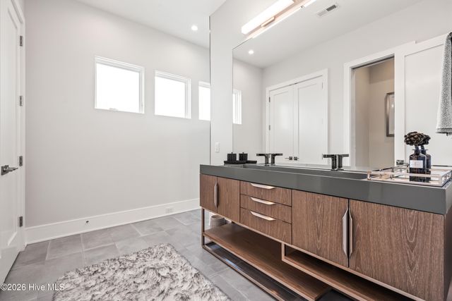 22 Watchpost Place, Hampstead, NC 28443