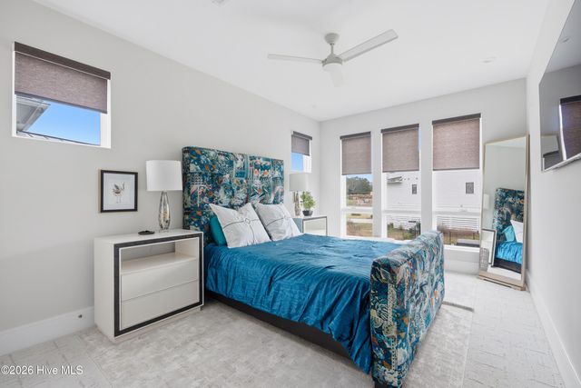 22 Watchpost Place, Hampstead, NC 28443