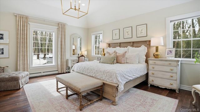 5 Wendover Road, Setauket, NY 11733