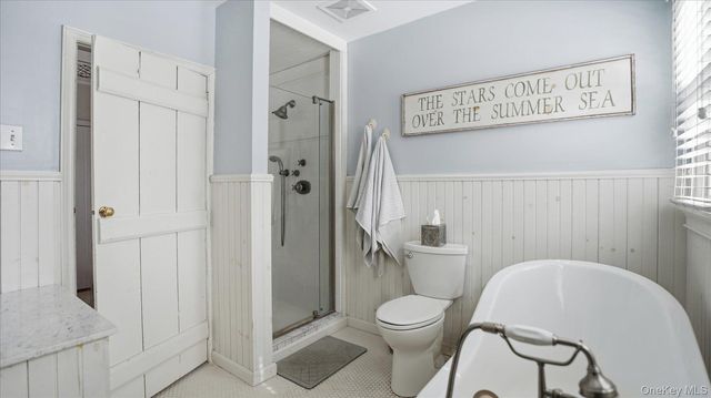 5 Wendover Road, Setauket, NY 11733