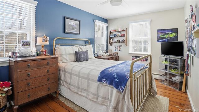 5 Wendover Road, Setauket, NY 11733