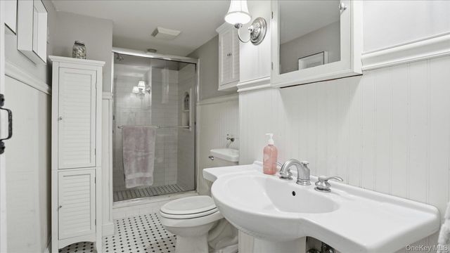 5 Wendover Road, Setauket, NY 11733