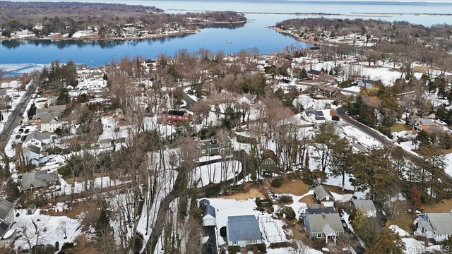 5 Wendover Road, Setauket, NY 11733