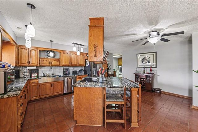 12975 238th Street, Linwood, KS 66052