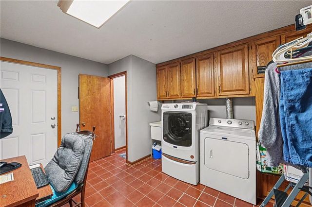 12975 238th Street, Linwood, KS 66052