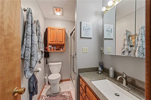 12975 238th Street, Linwood, KS 66052