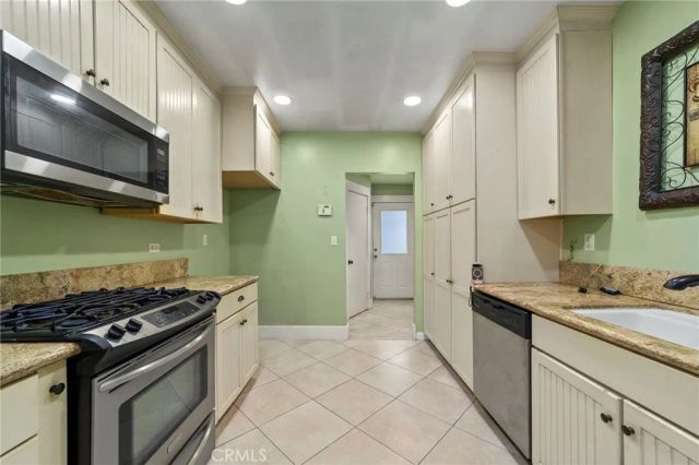 316 E Foothill Boulevard, Glendora, CA 91741