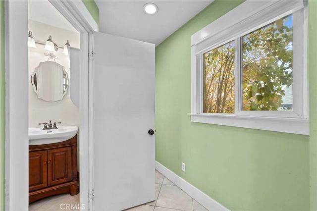 316 E Foothill Boulevard, Glendora, CA 91741