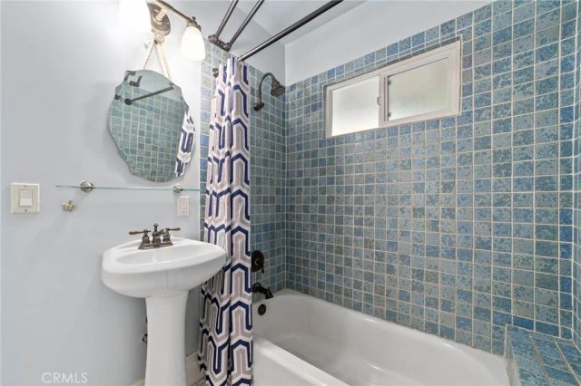 316 E Foothill Boulevard, Glendora, CA 91741