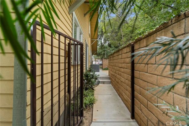 316 E Foothill Boulevard, Glendora, CA 91741