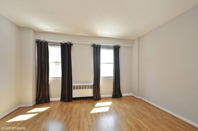 2909 N Sheridan Road 703, Chicago, IL 60657