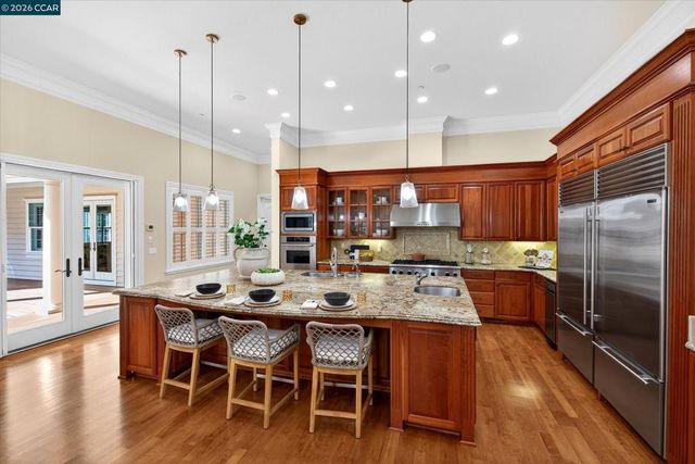 3 Brooktree Dr, Danville, CA 94506