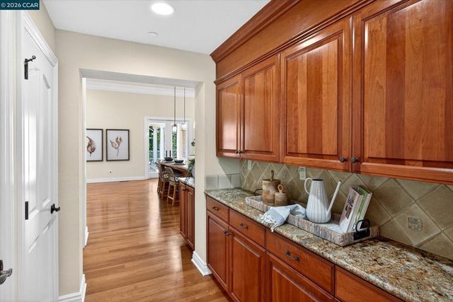 3 Brooktree Dr, Danville, CA 94506