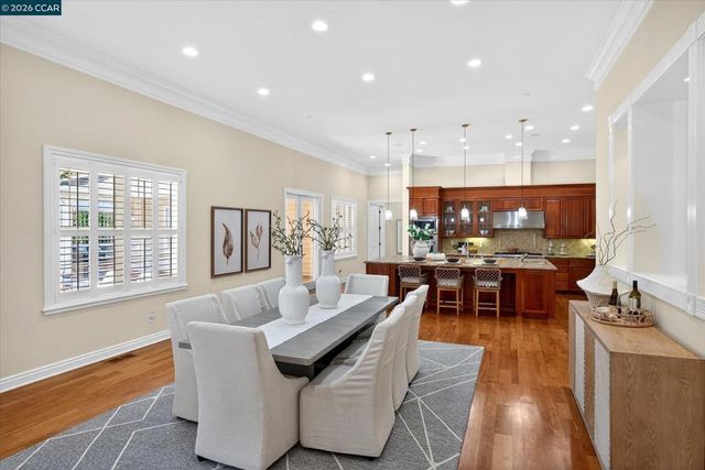 3 Brooktree Dr, Danville, CA 94506