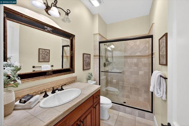 3 Brooktree Dr, Danville, CA 94506