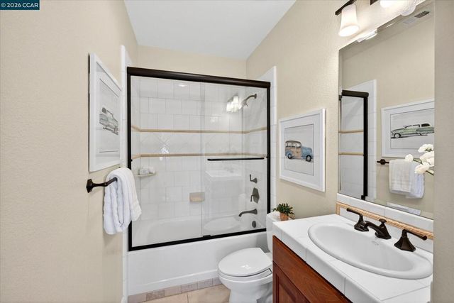 3 Brooktree Dr, Danville, CA 94506