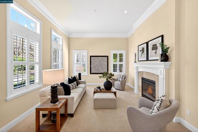 3 Brooktree Dr, Danville, CA 94506