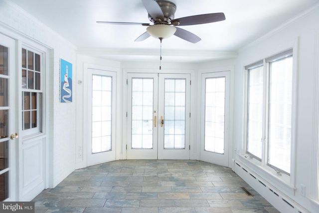 371 ELM AVE, Hershey, PA 17033