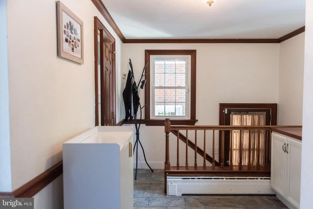 371 ELM AVE, Hershey, PA 17033