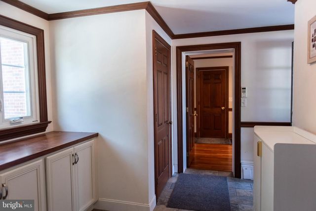 371 ELM AVE, Hershey, PA 17033