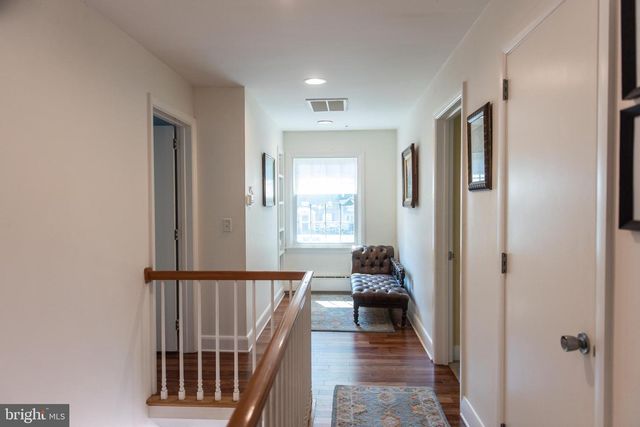 371 ELM AVE, Hershey, PA 17033