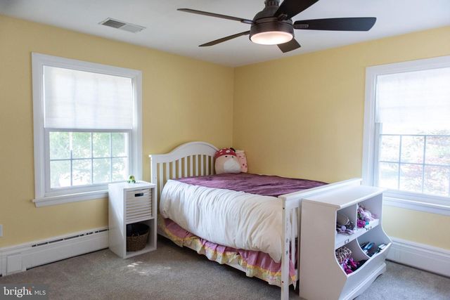 371 ELM AVE, Hershey, PA 17033