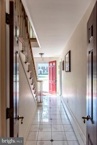 371 ELM AVE, Hershey, PA 17033