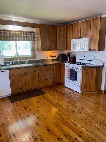 2010 Eleven Mile Road, Auburn, MI 48611