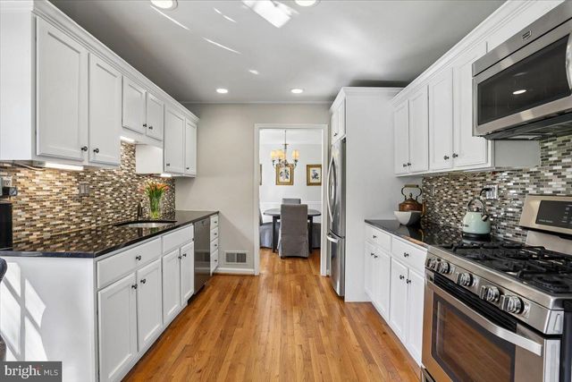 11804 STONEWOOD LN, North Bethesda, MD 20852