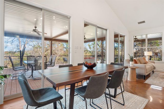 25400 Cove DR, Spicewood, TX 78669