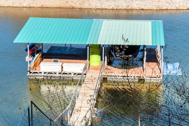 25400 Cove DR, Spicewood, TX 78669