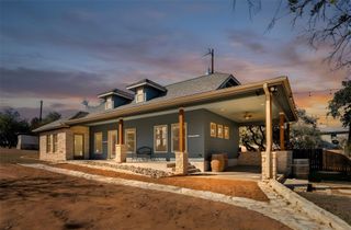 25400 Cove DR, Spicewood, TX 78669